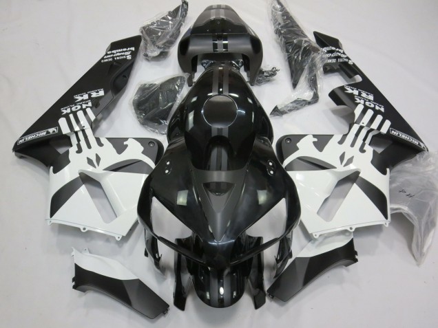 Matt Schwarzes & Weißes Punisher-Logo 2005-2006 CBR600RR Motorrad Verkleidung